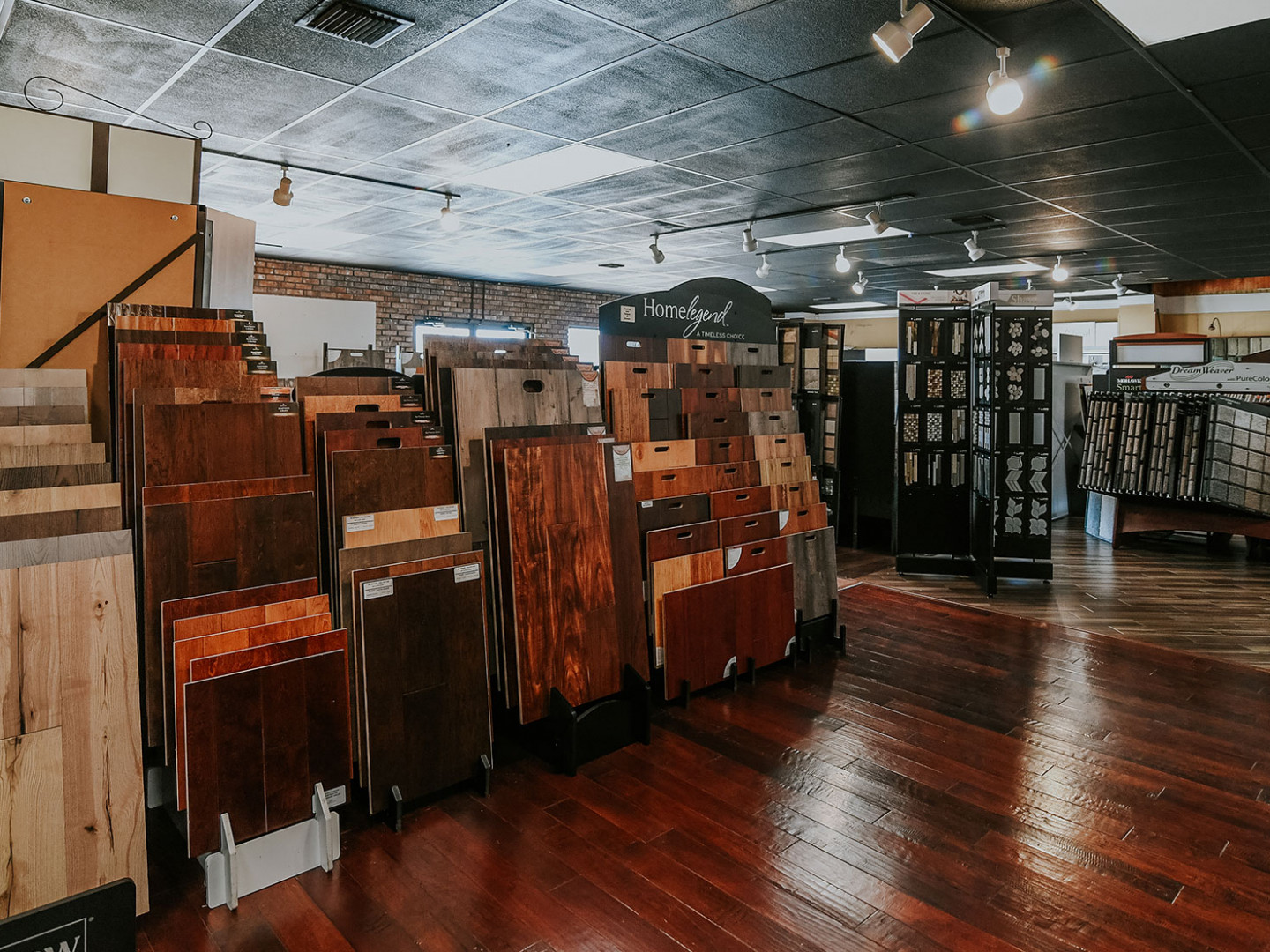 About Us Flooring Store & Contractor in Shreveport & Bossier, LA